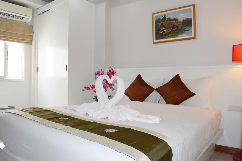 Angelina Guesthouse Patong Phòng bức ảnh