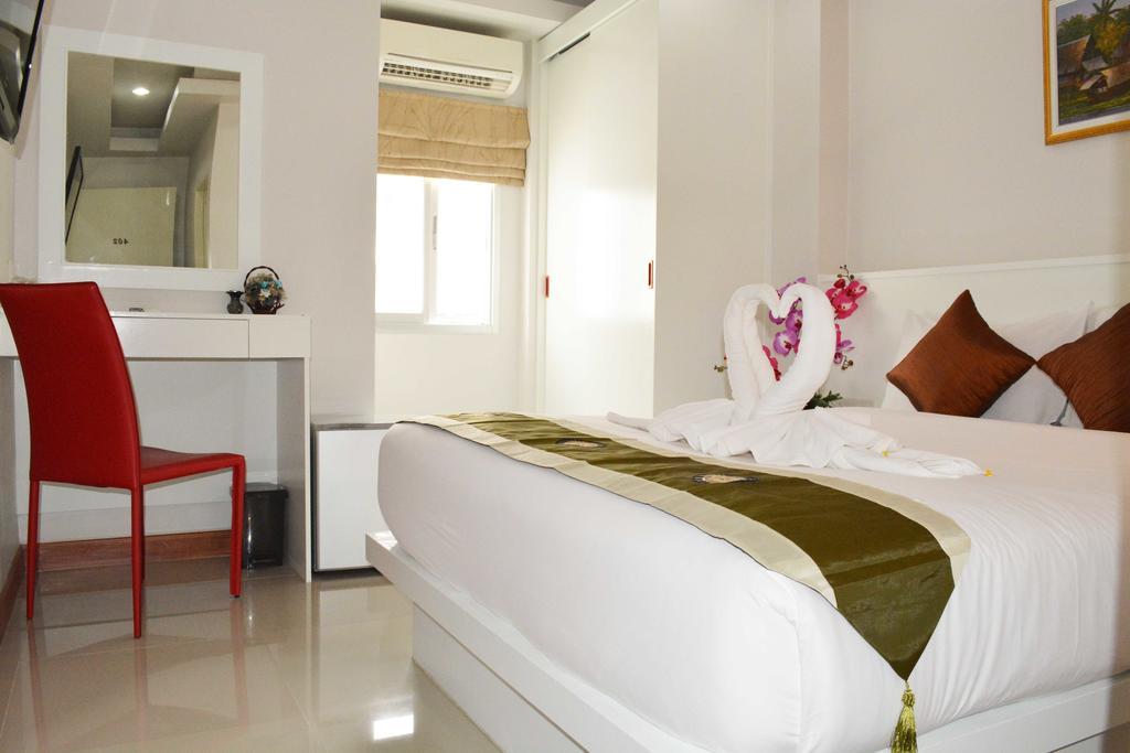 Angelina Guesthouse Patong Phòng bức ảnh