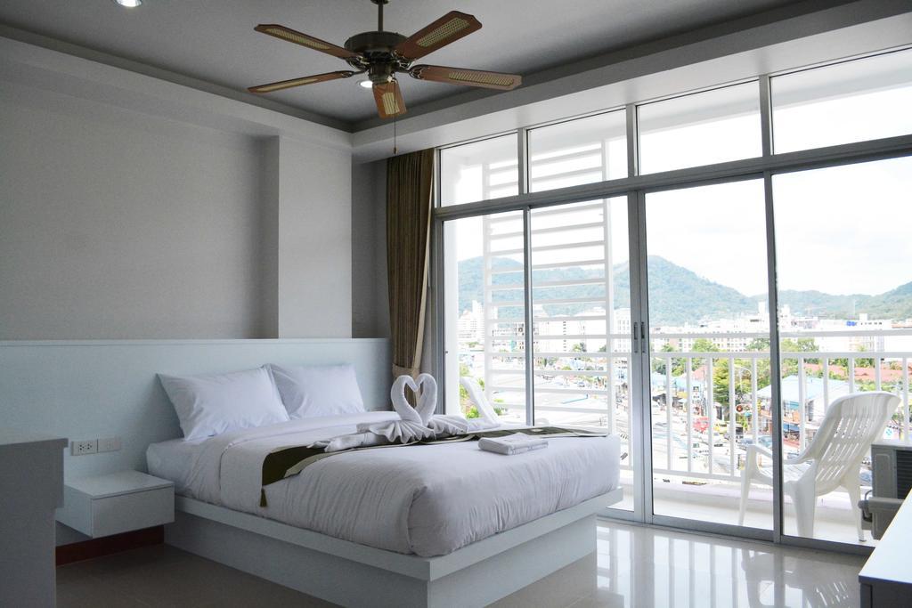 Angelina Guesthouse Patong Phòng bức ảnh