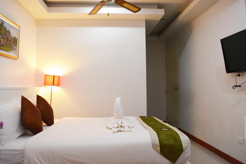 Angelina Guesthouse Patong Phòng bức ảnh