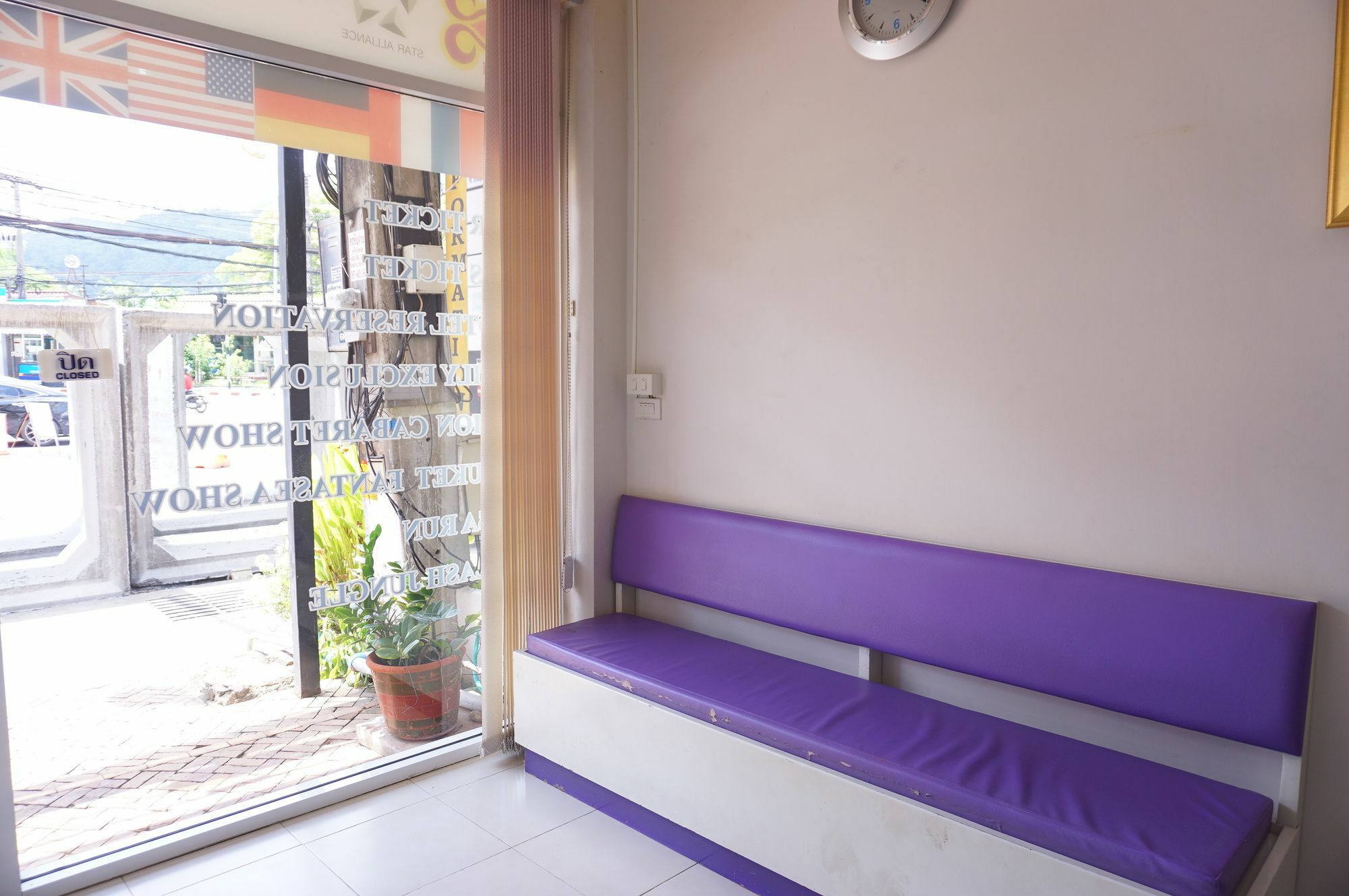 Angelina Guesthouse Patong Ngoại thất bức ảnh